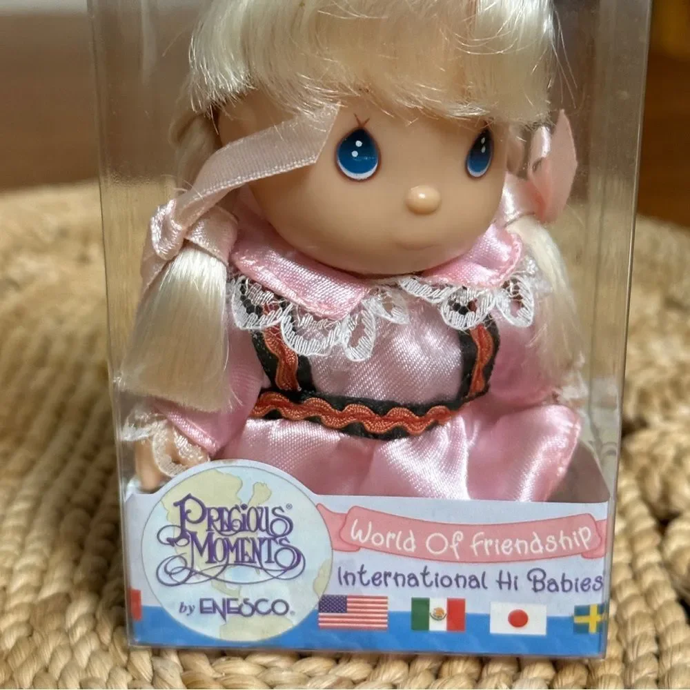 Vintage Enesco Precious Moments Swedish 